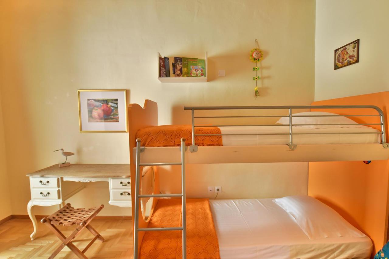 Feel At Home - Family House In Hydra Екстер'єр фото