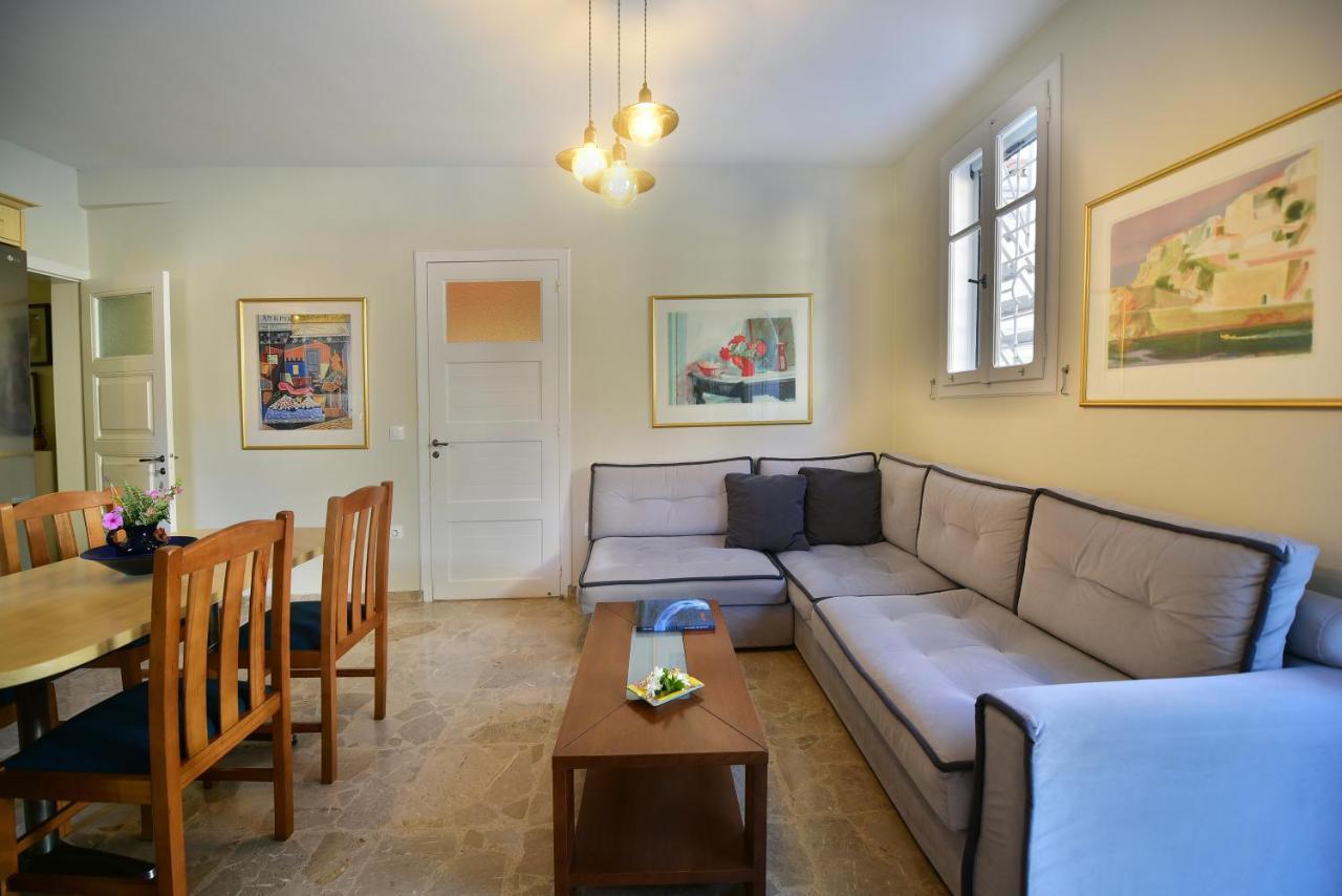 Feel At Home - Family House In Hydra Екстер'єр фото