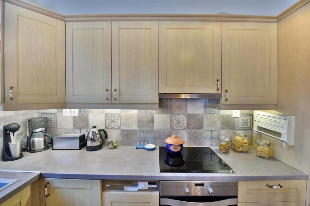 Feel At Home - Family House In Hydra Екстер'єр фото