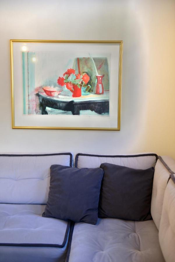Feel At Home - Family House In Hydra Екстер'єр фото
