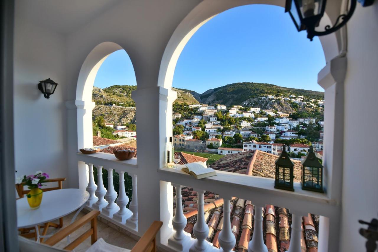 Feel At Home - Family House In Hydra Екстер'єр фото